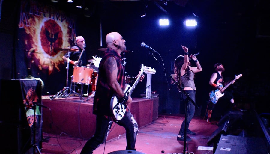 19th Hole Grill & Bar