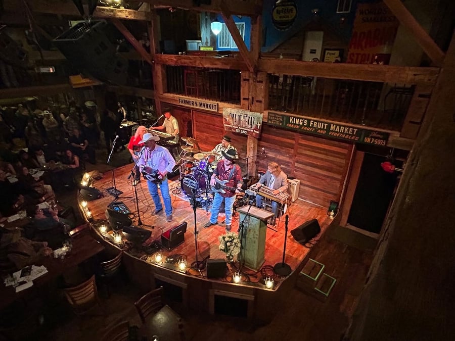 Dosey Doe - The Big Barn