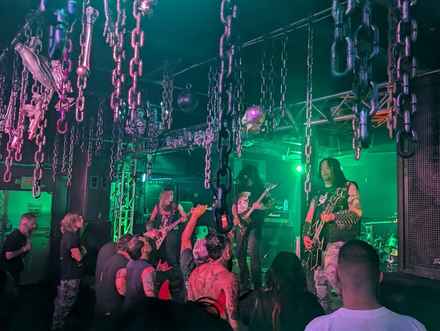 Bond’s 007 Rock Bar