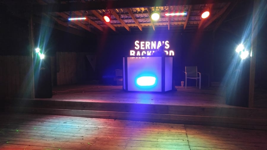 Serna's Backyard Sports Bar