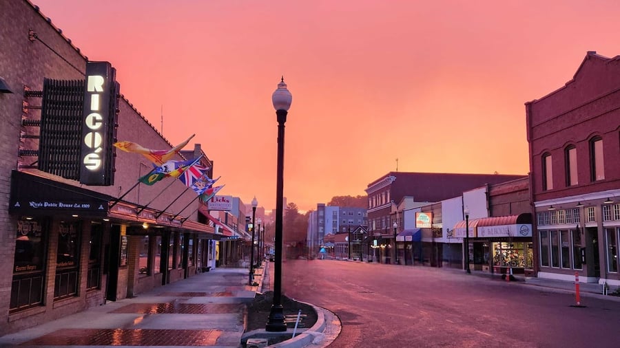 Rico's Smoke House Inc