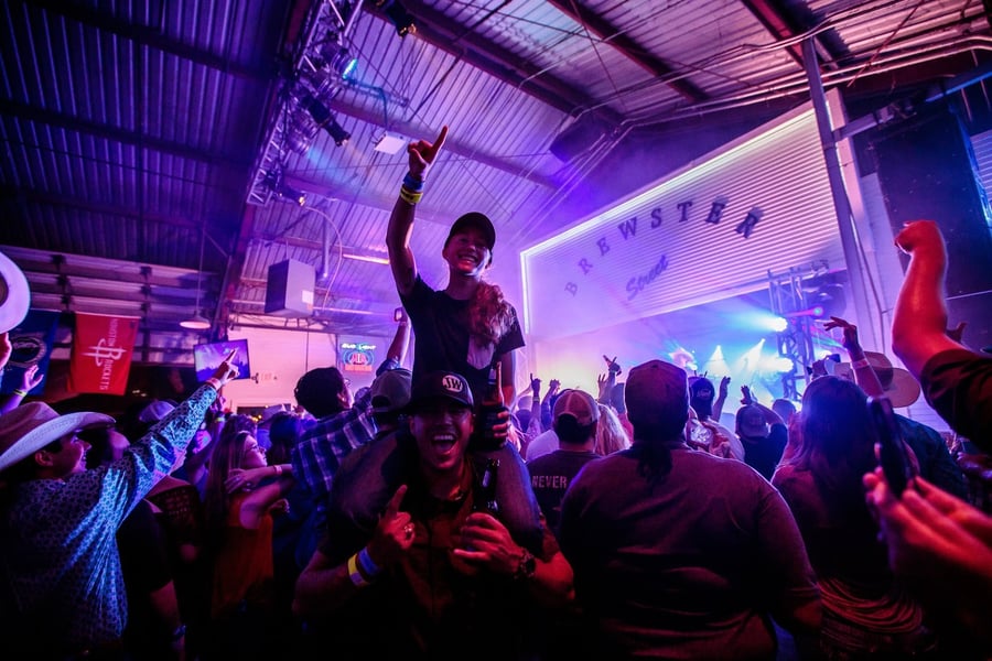 Brewster Street Icehouse - Downtown