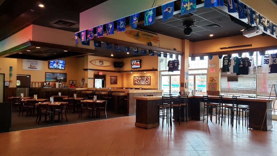 Woody's Raw Bar & Grill