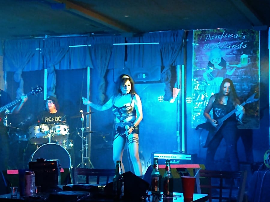 Paulinas Badlands Bar and Grill