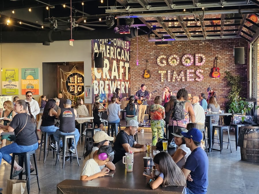 BarrelHouse Brewing Fresno - Taproom