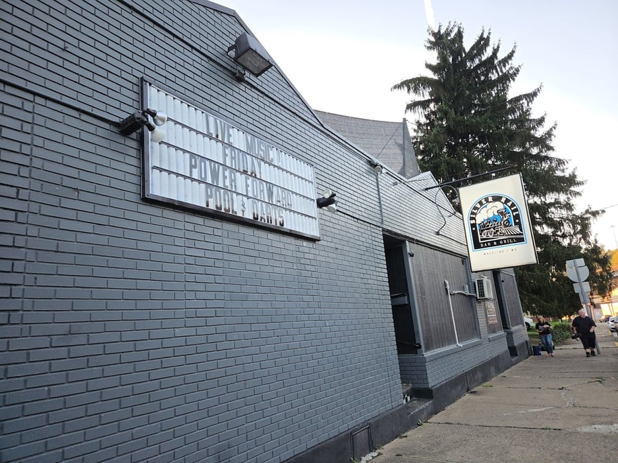Silver Rail Bar and Grill