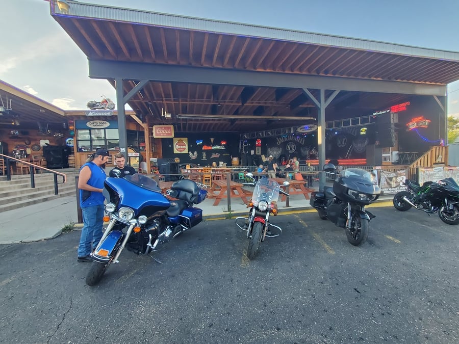 Dirty Dogs Roadhouse