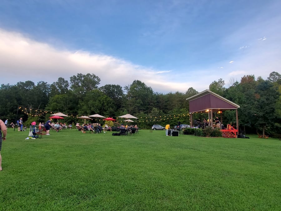 Grove Vineyards & Winery