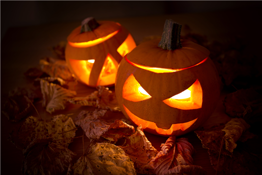 LITTLE VILLAGE HALLOWEEN BASH & COSTUME CONTEST with WHITE DOG HOWL