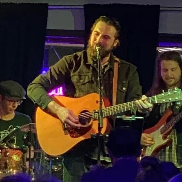 Chris Hunt & The Hearthrobs