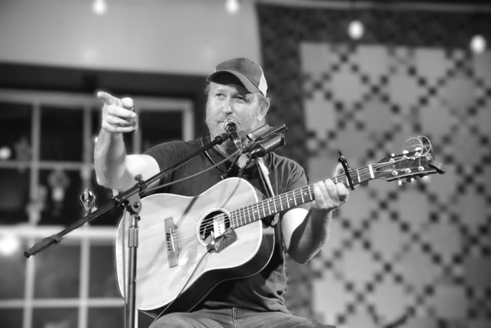 Sunday Funday: live music with Marques Morel