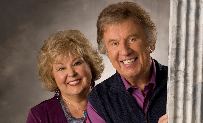 Bill & Gloria Gaither and Friends Homecoming