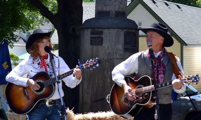 Live Music- Charla Bauman