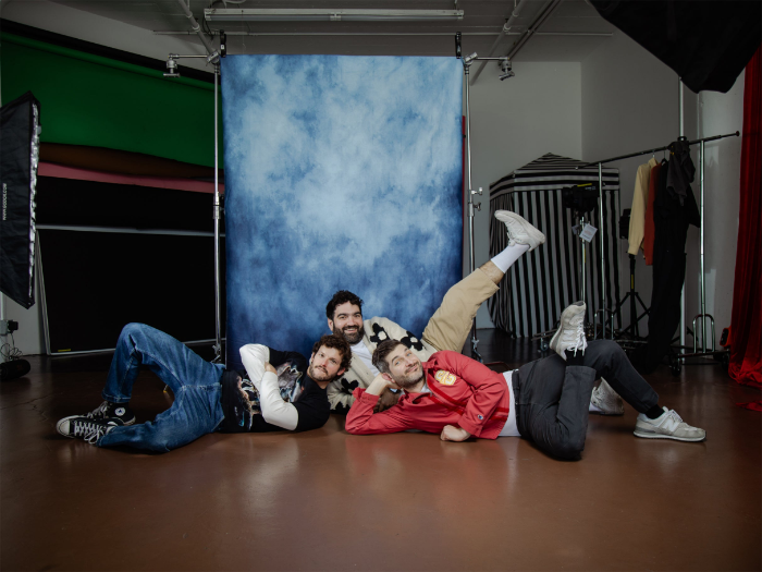 WOLVES OF GLENDALE + KYLE GORDON + OCT