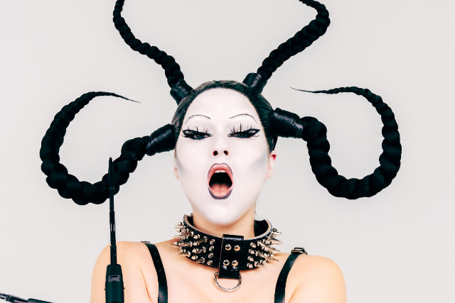 EMM - "THE DUMB TOUR!" with special guests: Dee Zastris & Skylar Love