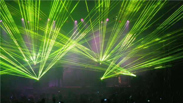 VANA: THE LADY IN RED TOUR With Special Guests