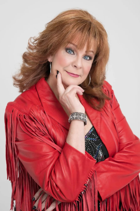 Robin Gallo | The Reba Tribute Show