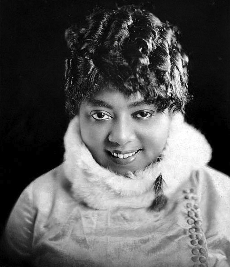 Mamie Robinson Smith