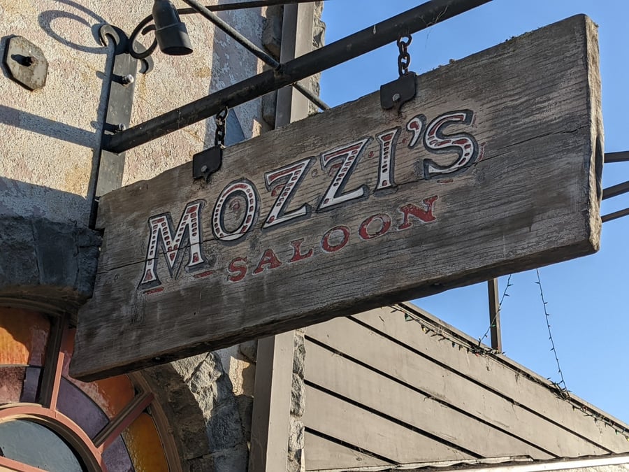 Mozzi's Saloon