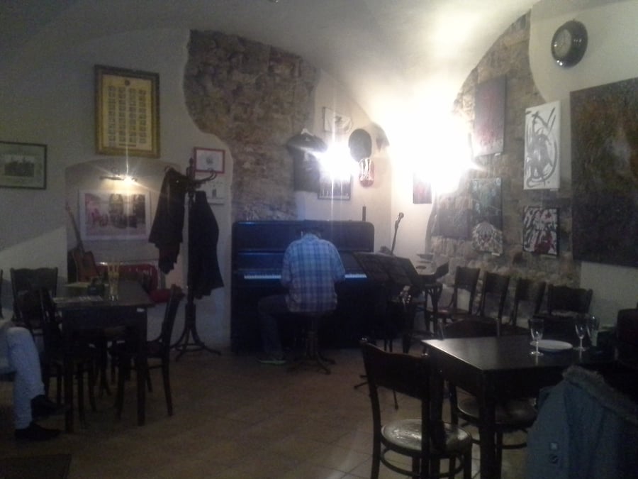 Kavárna/ Sport Bar Šatlava