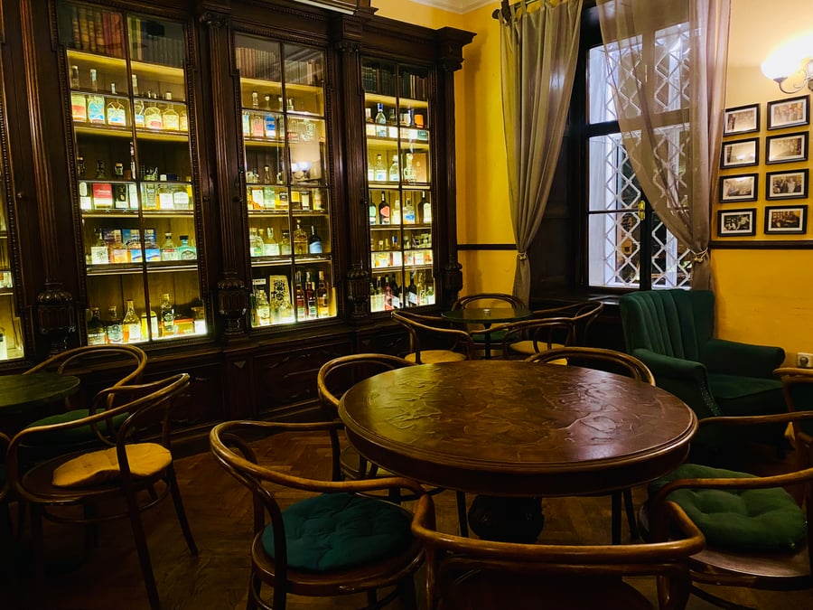 Ambassade Rum Bar