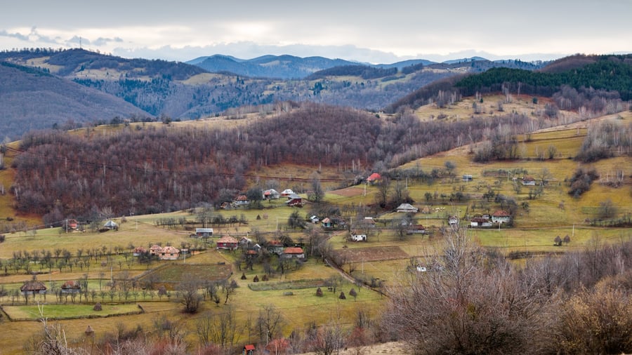 Platoul carstic Damiş-Ponoraş