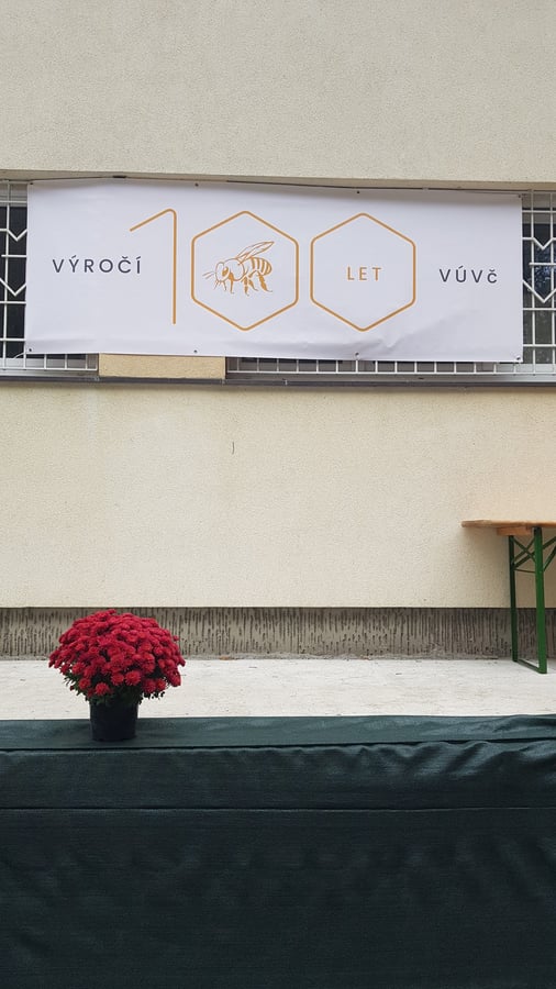 Vyzkumný ústav včelařský
