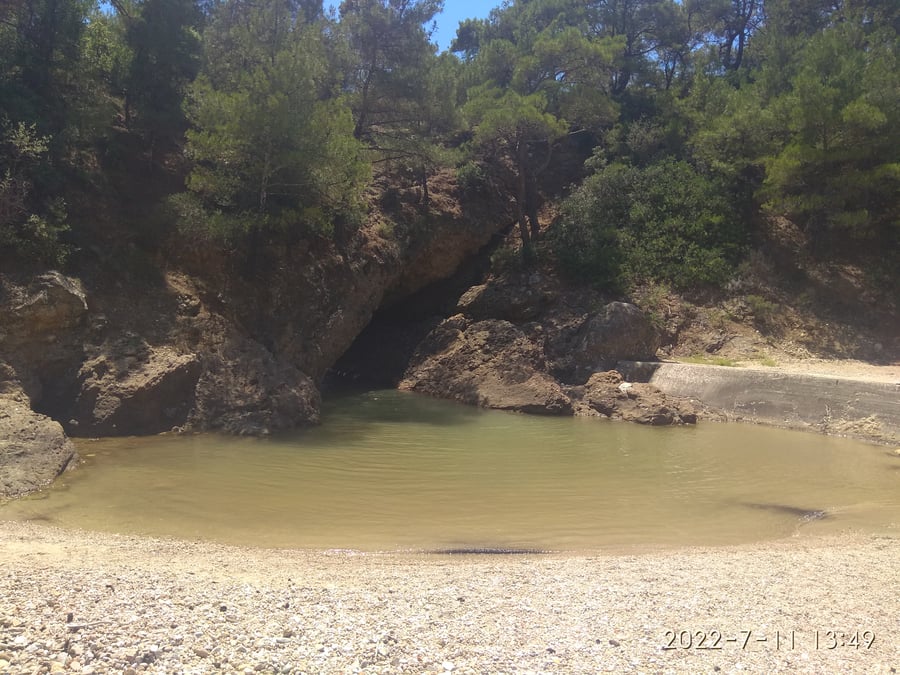 Tripiti Cave Beach