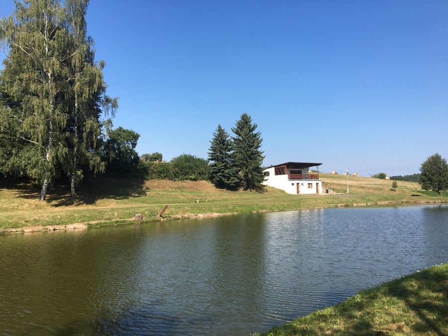 Pnětluky - vodní nádrž