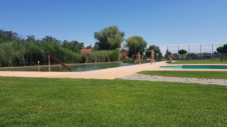 Přírodní koupaliště Bantice