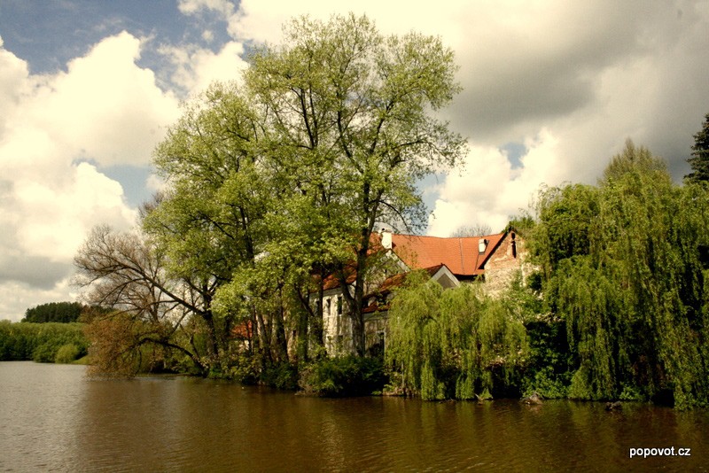 Popovický rybník