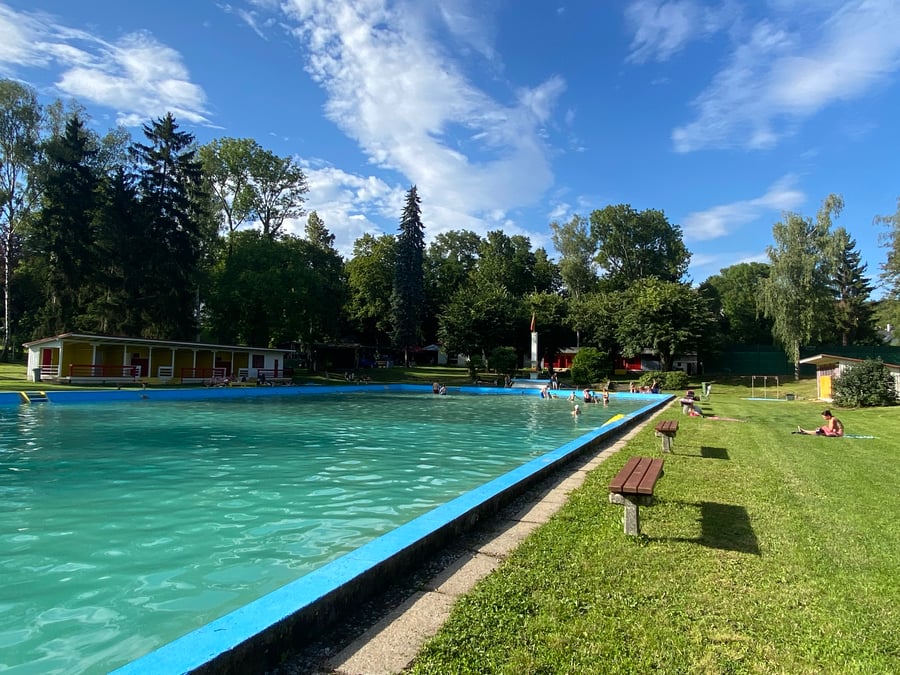 Koupaliště Dobrovice