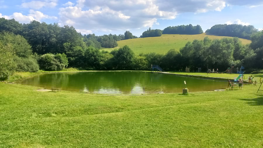 Koupaliště čtyři dvory