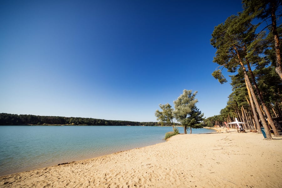 Jezero Lhota