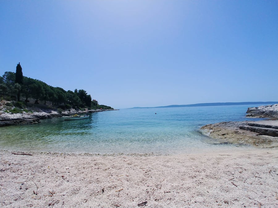 Put Tatinje Beach