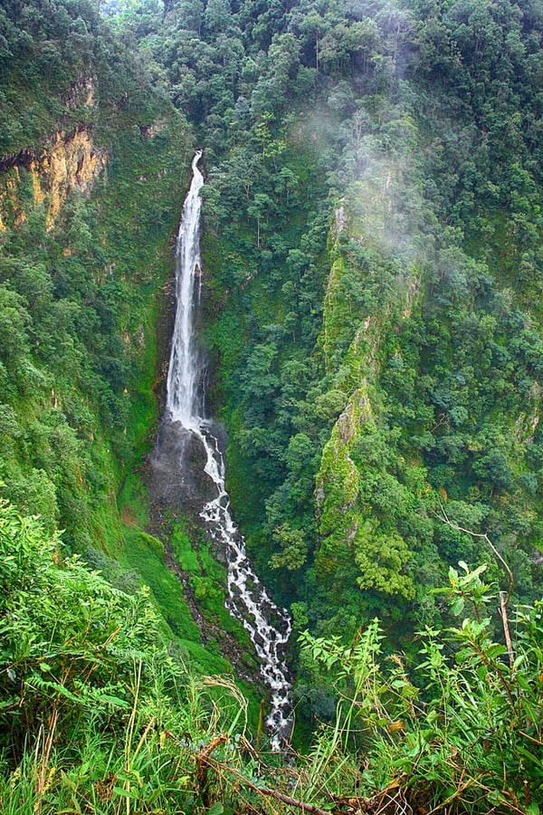 Mae Surin Waterfall (น้ำตกแม่สุรินทร์)