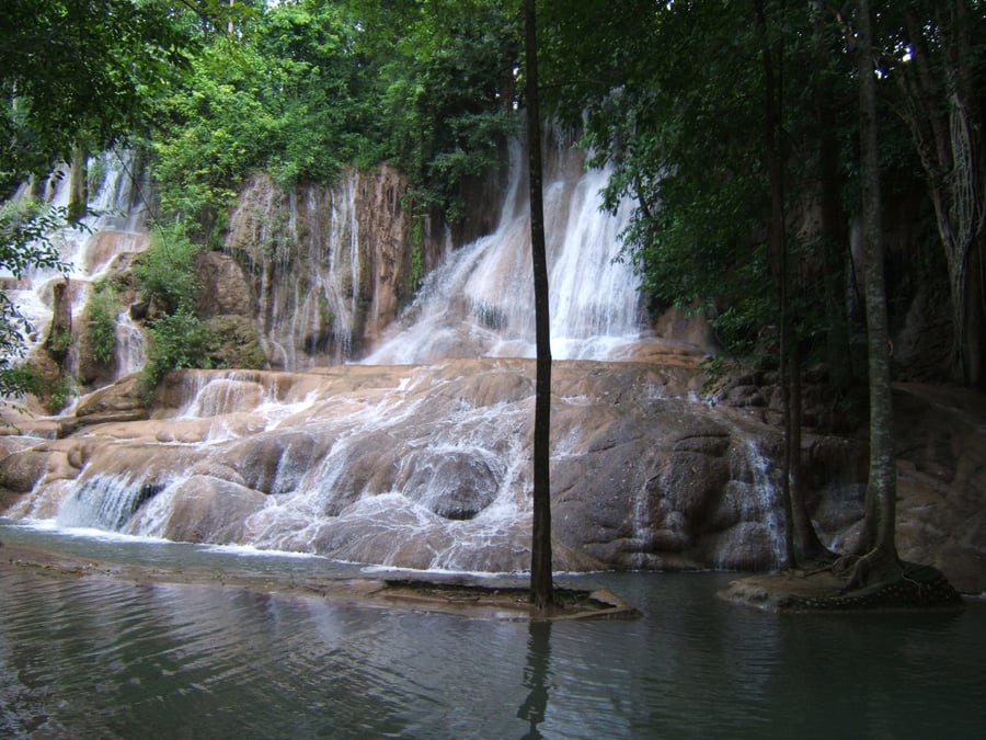 Sai Yok Waterfall Kanchanaburi