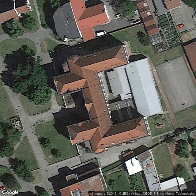 ZŠ Bratranců Veverkových, Pardubice