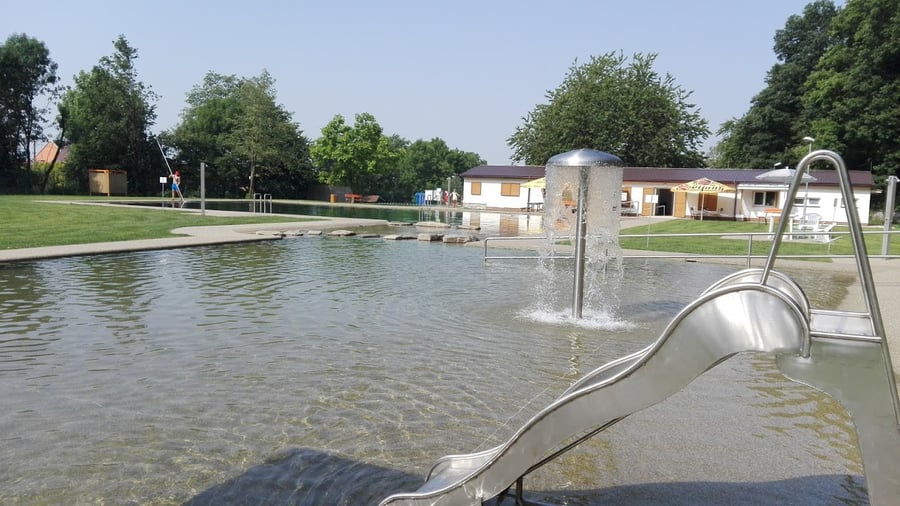 Přírodní koupací biotop Paseka
