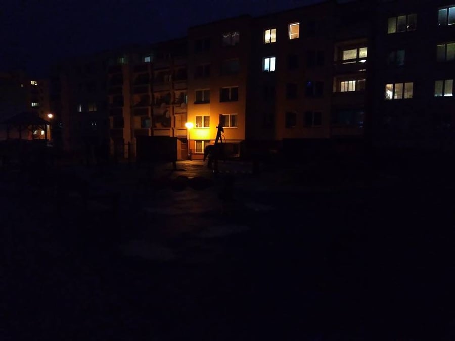 Špatné osvětlení hřiště od Vládi