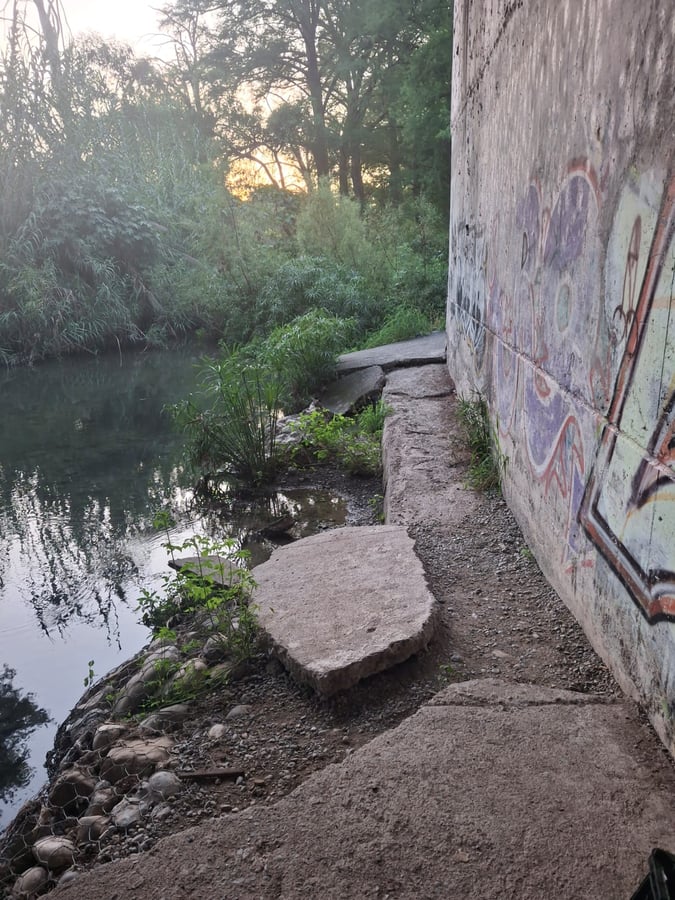 Bajo puente LÁZARO cardenas