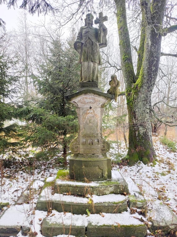 Orlické Záhoří nr 16. Figura św. Jana Nepomucena (Socha sv. Jana Nepomuckého)