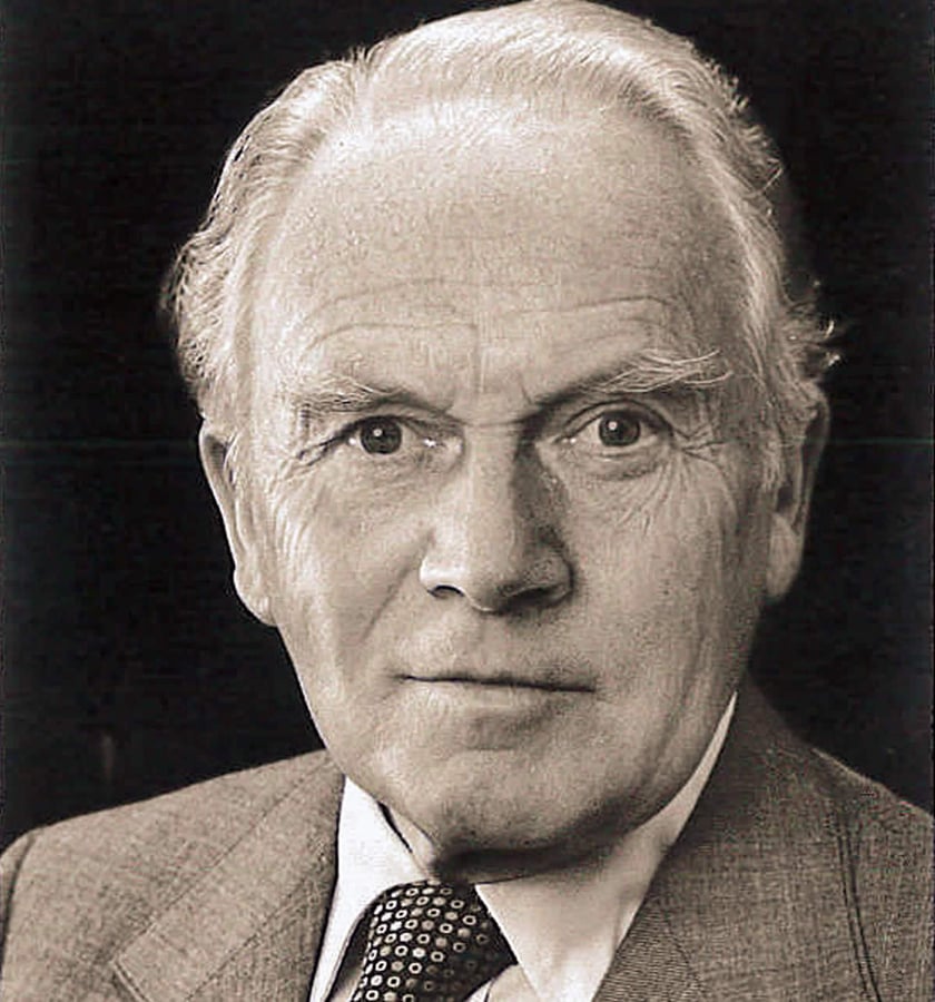 Dr Gunther Becker