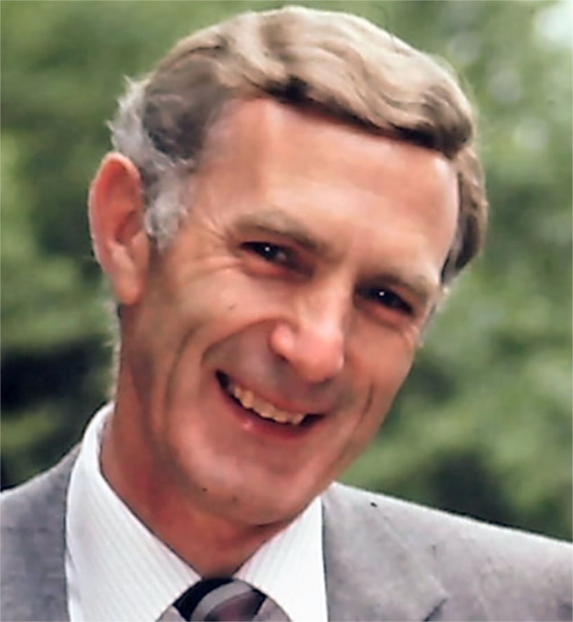 Dr Roger Smith