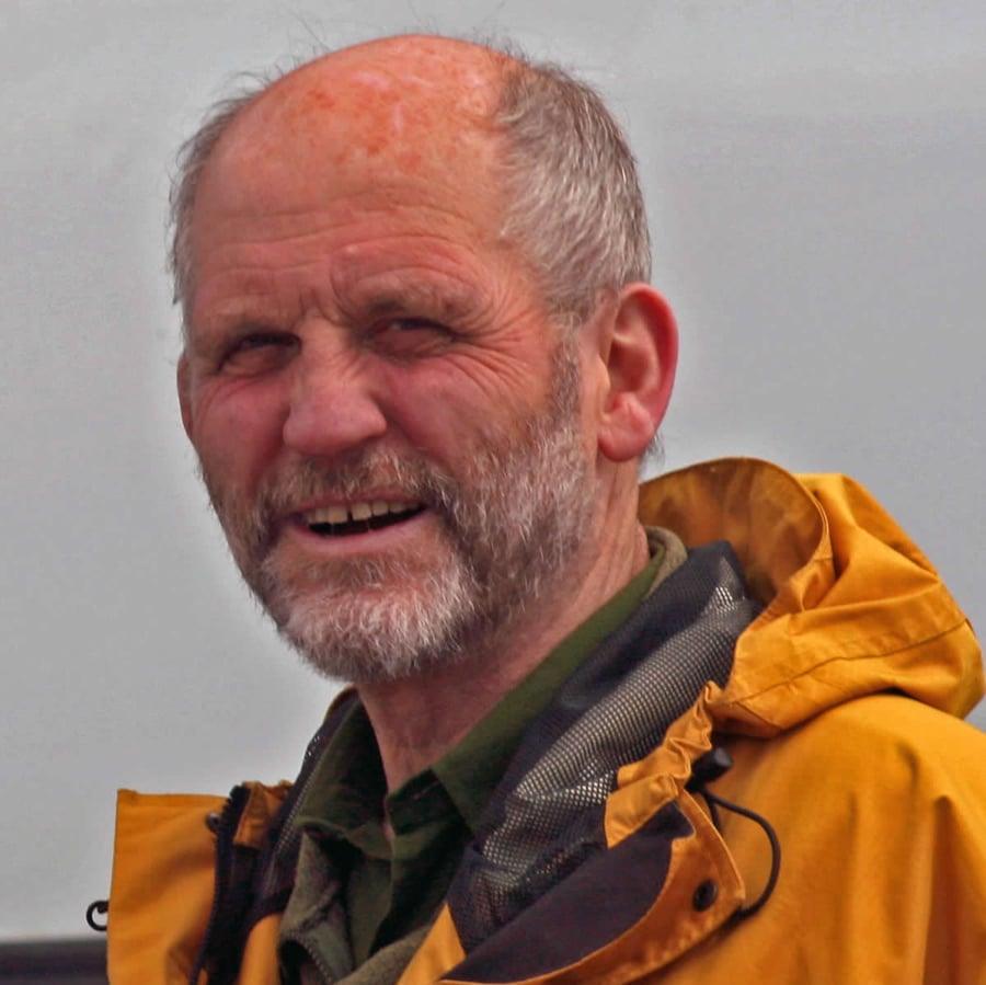 Dr David Dickinson