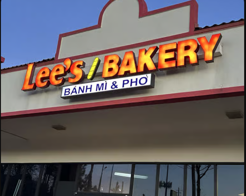 Lee's Bakery