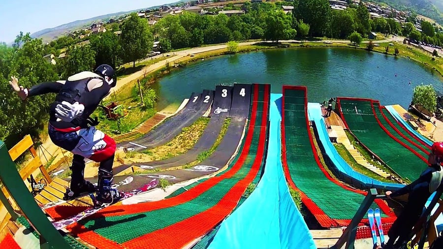 Drop in Err - Water Jump