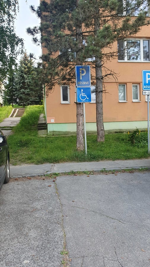 Parkovisko