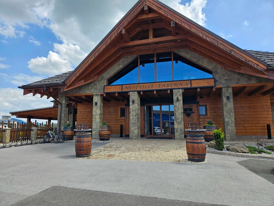 Nestville Taberna