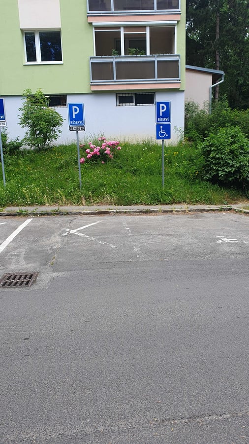 Parkovisko